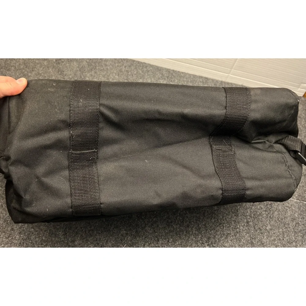Buc-ee's 24 Can Cooler Bag Black Insulated Tote Beaver Logo Travel Road Trip